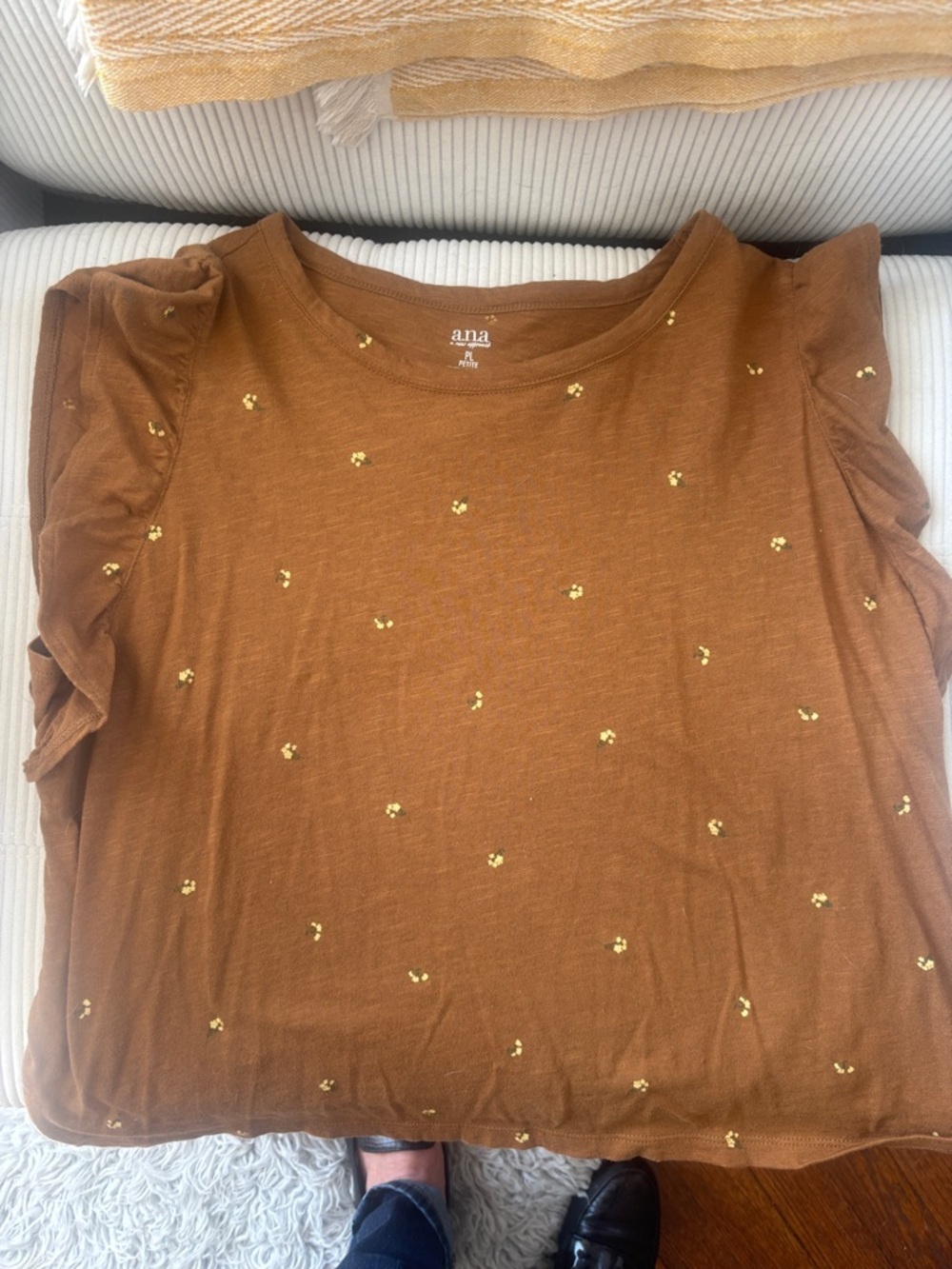 a.n.a Rust Brown Short Sleeve Knit Top with Yellow Dot Embroidery